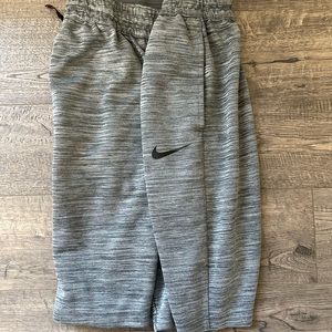 EUC Nike Mens Shorts Size M
